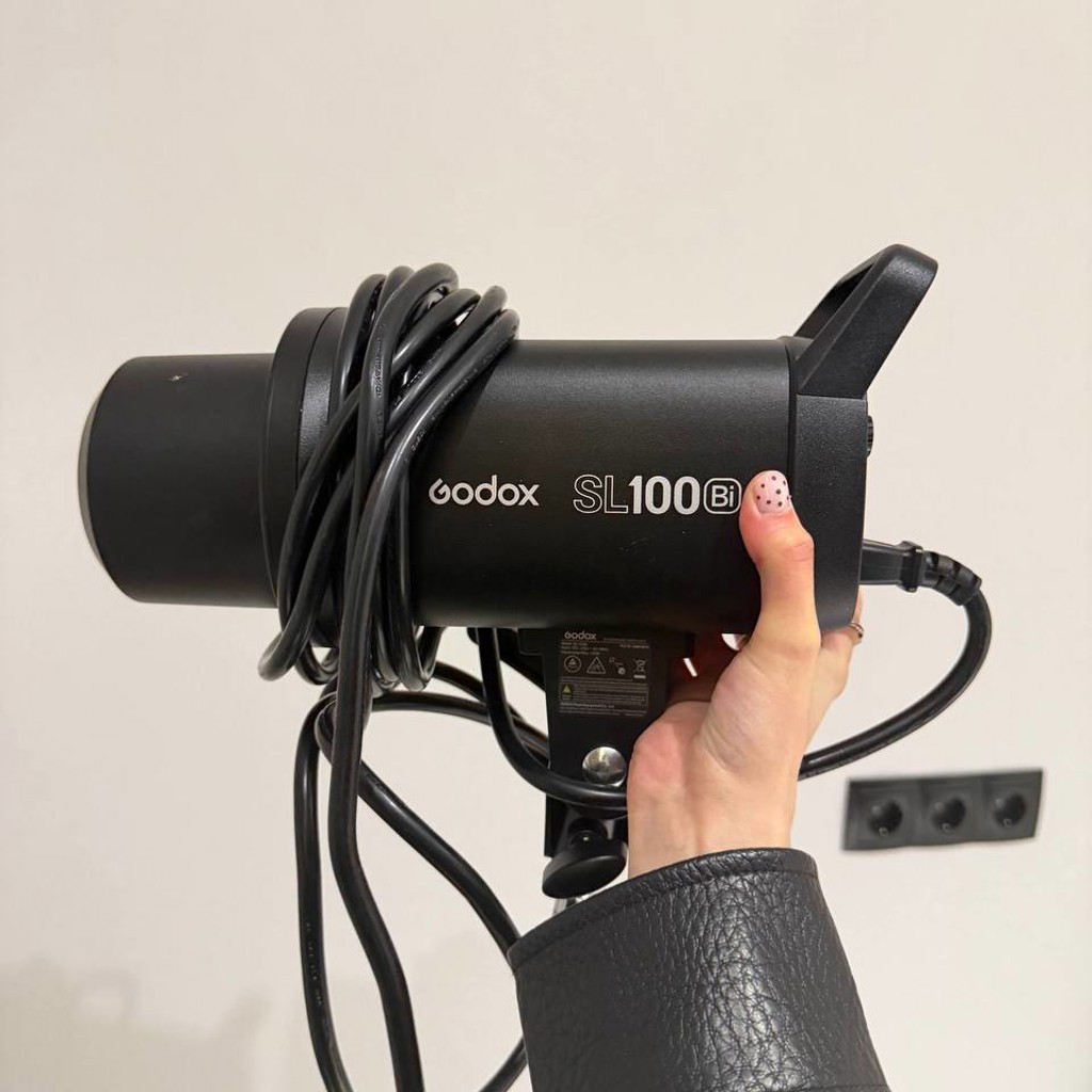 Godox SL100Bi