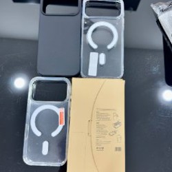 Прозрачные MagSafe-чехлы - фото 1