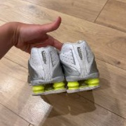 Кроссовки Nike Shox R4 - фото 4