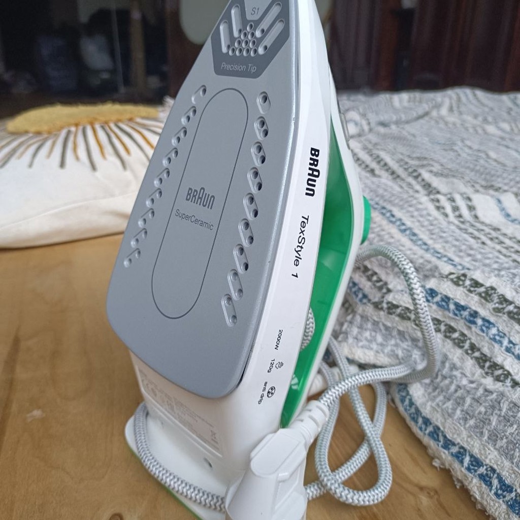 Утюг Braun TexStyle 1 SI1040GR