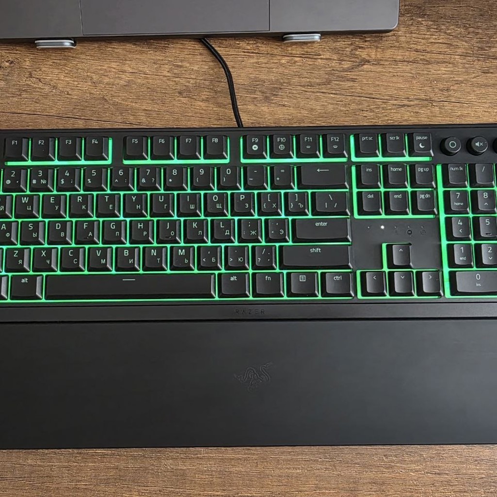 Клавиатура Razer Ornata V3