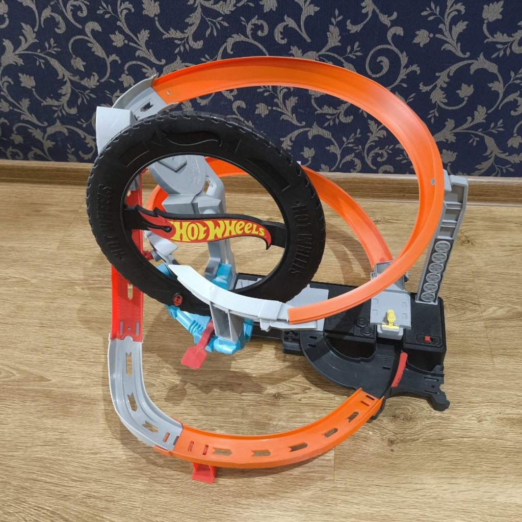 Станция Hot Wheels