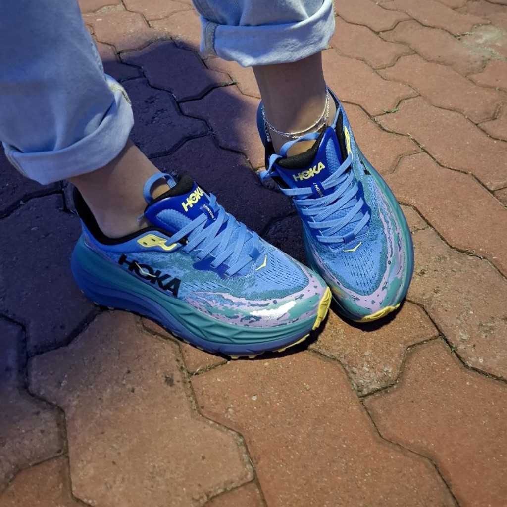 Кроссовки Hoka