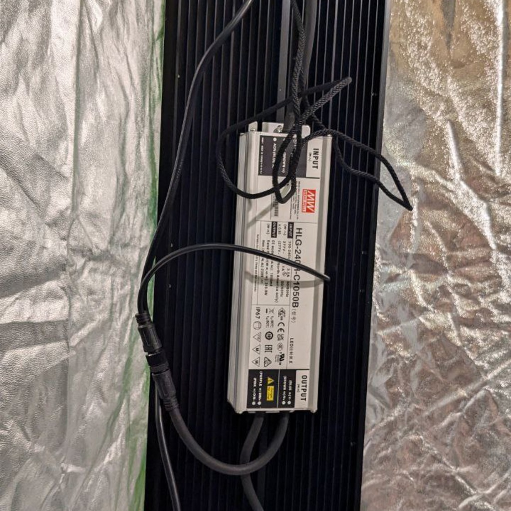 Лампа Samsung Quantum Board 240W
