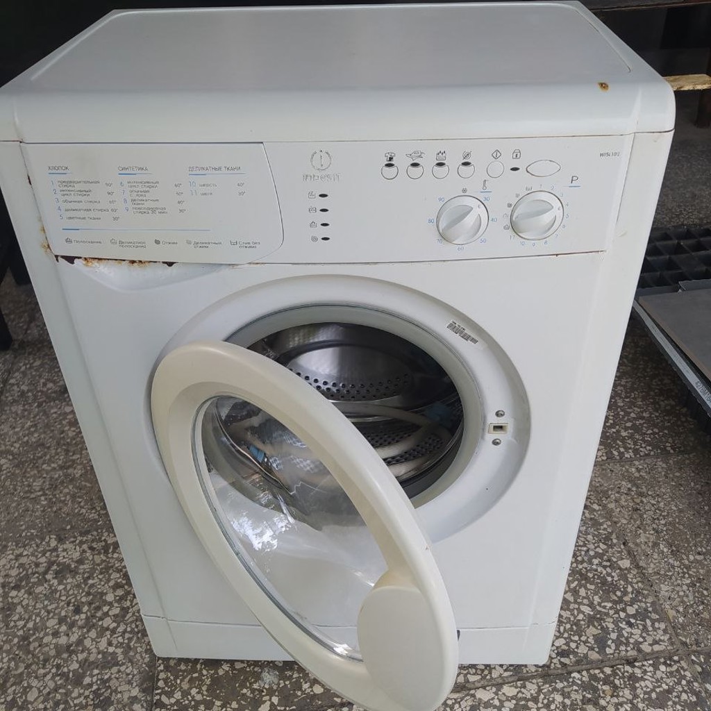 Стиральная машина Indesit