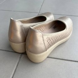 Золотистые туфли - фото 6