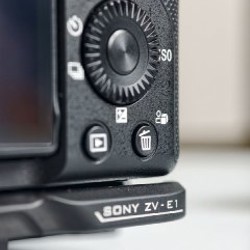 Камера Sony zv-E1 - фото 6