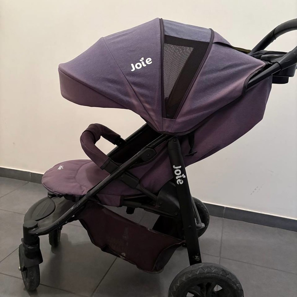 Коляска Joie