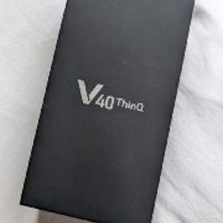 LG V40 - фото 5