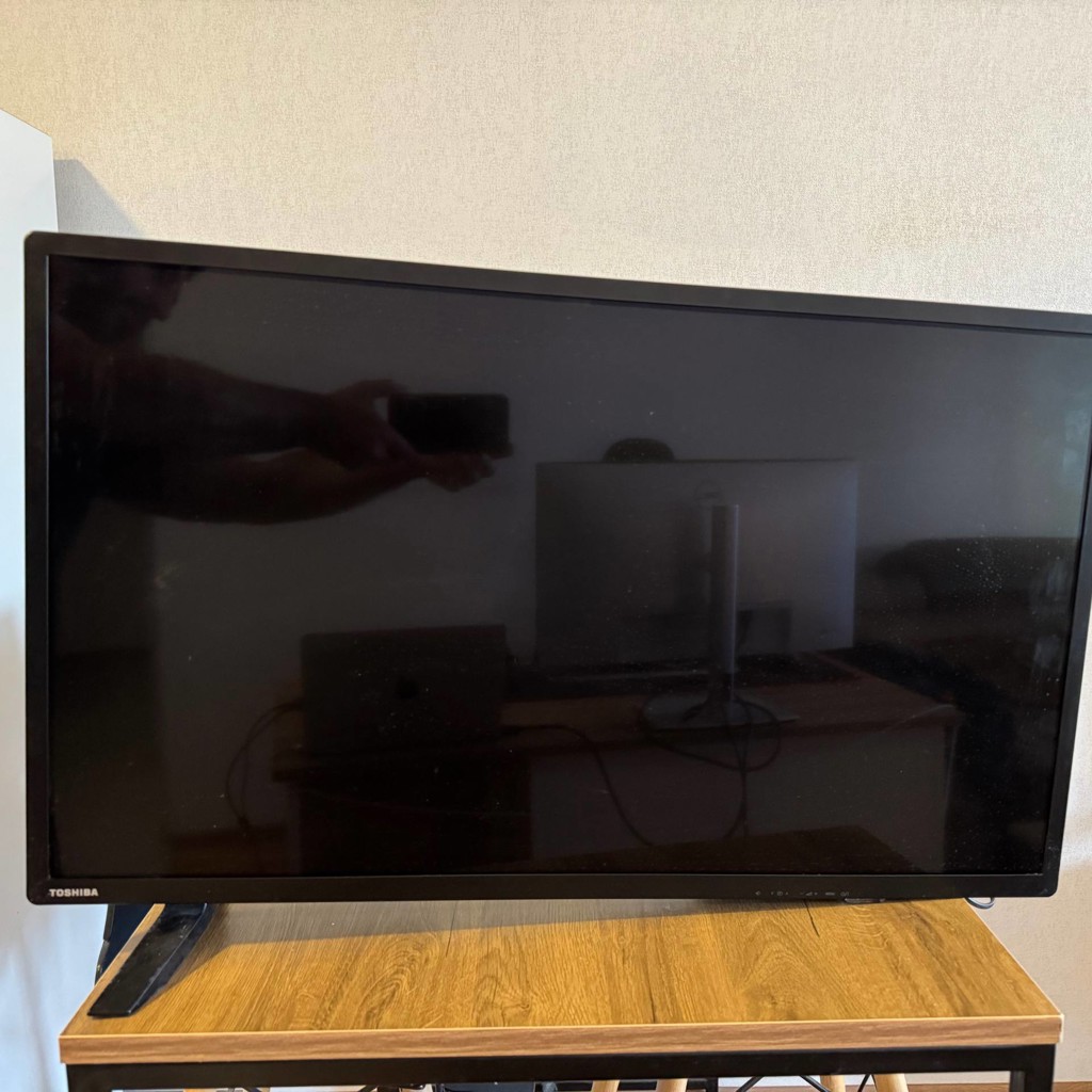 Телевизор Toshiba 32S2750IV