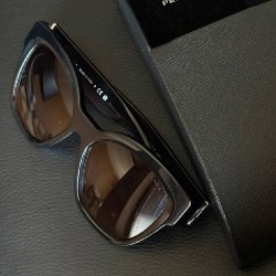 Тёмные очки Prada cat eye - фото 3