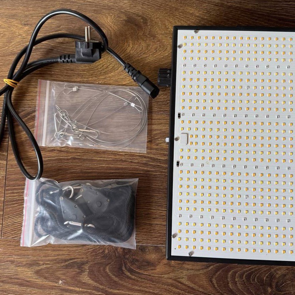 Фитолампа Quantum Board UPD200W