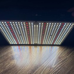 Фитолампа Quantum Board UPD200W - фото 3