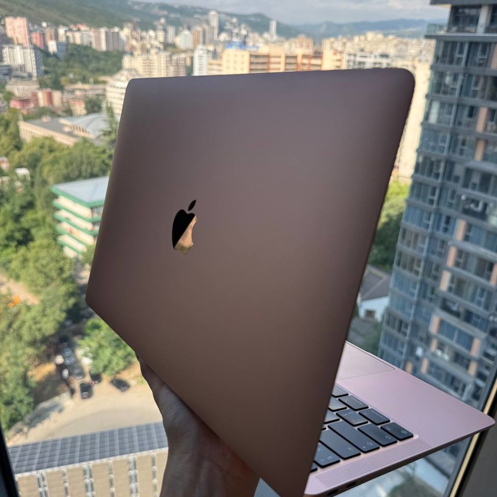 MacBook Air M1