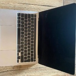 MacBook Pro 13″ M1 с Touch Bar - фото 4