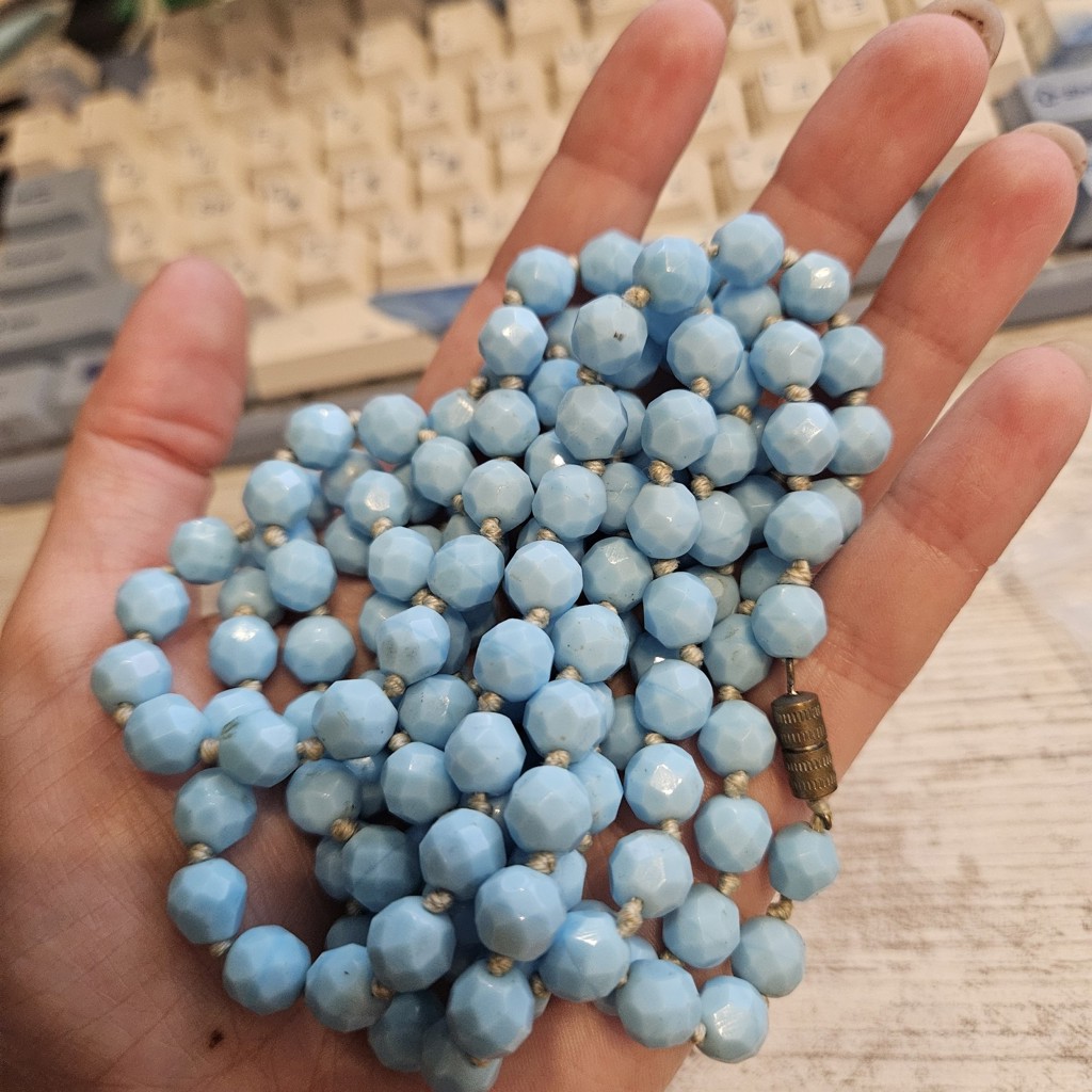 Длинные бусы