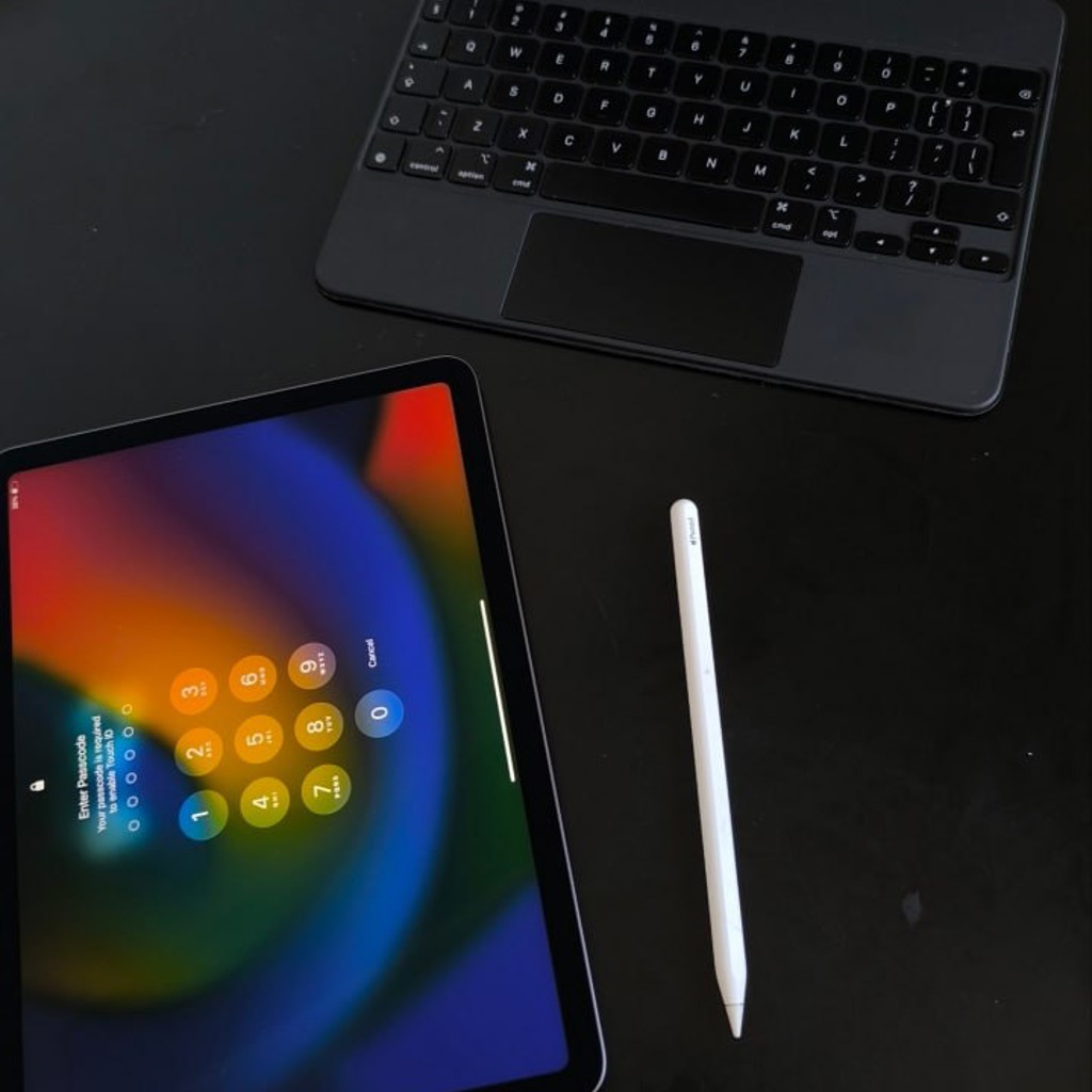 Magic Keyboard для iPad Pro 11'