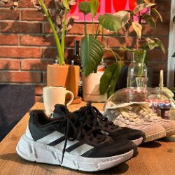 Беговые кроссовки Adidas Questar - фото 2