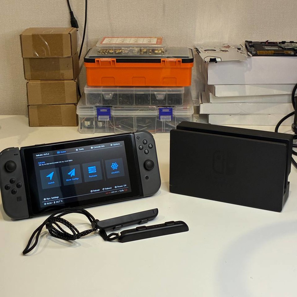 Nintendo Switch Rev2