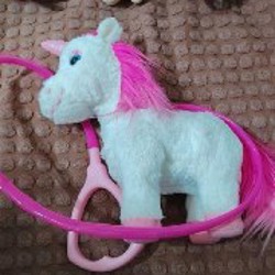 Все игрушки на фото - фото 10