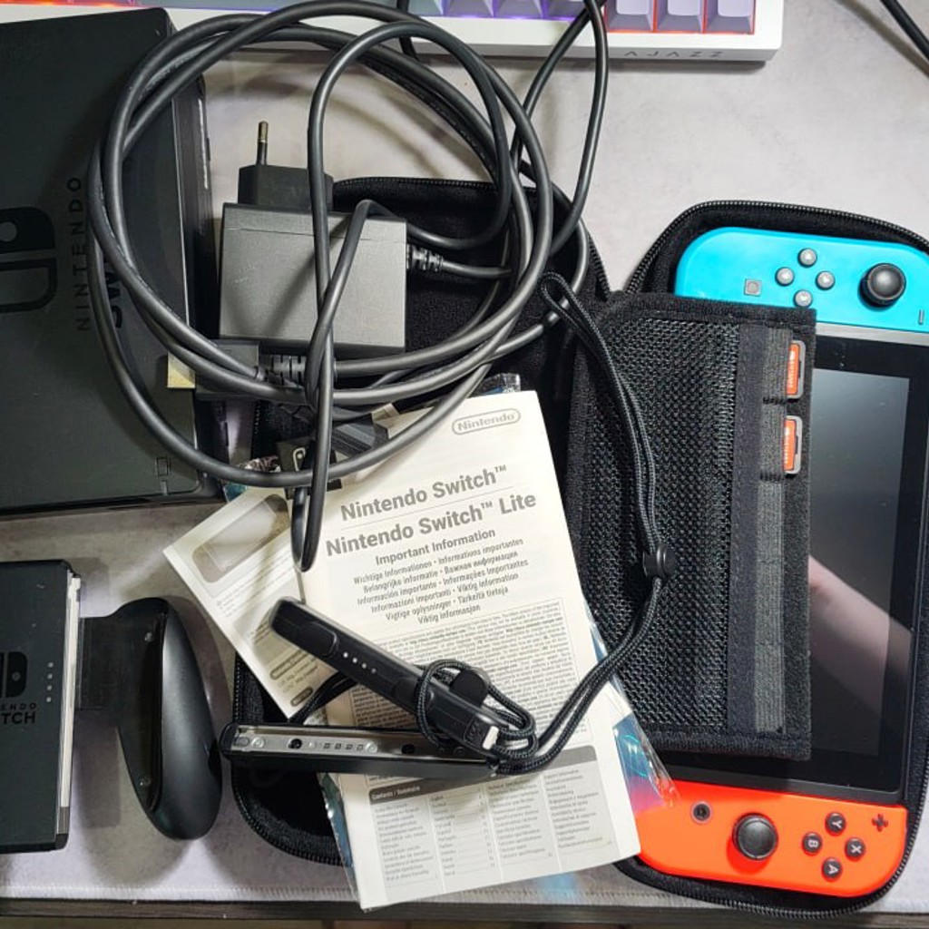 Nintendo Switch полный комплект