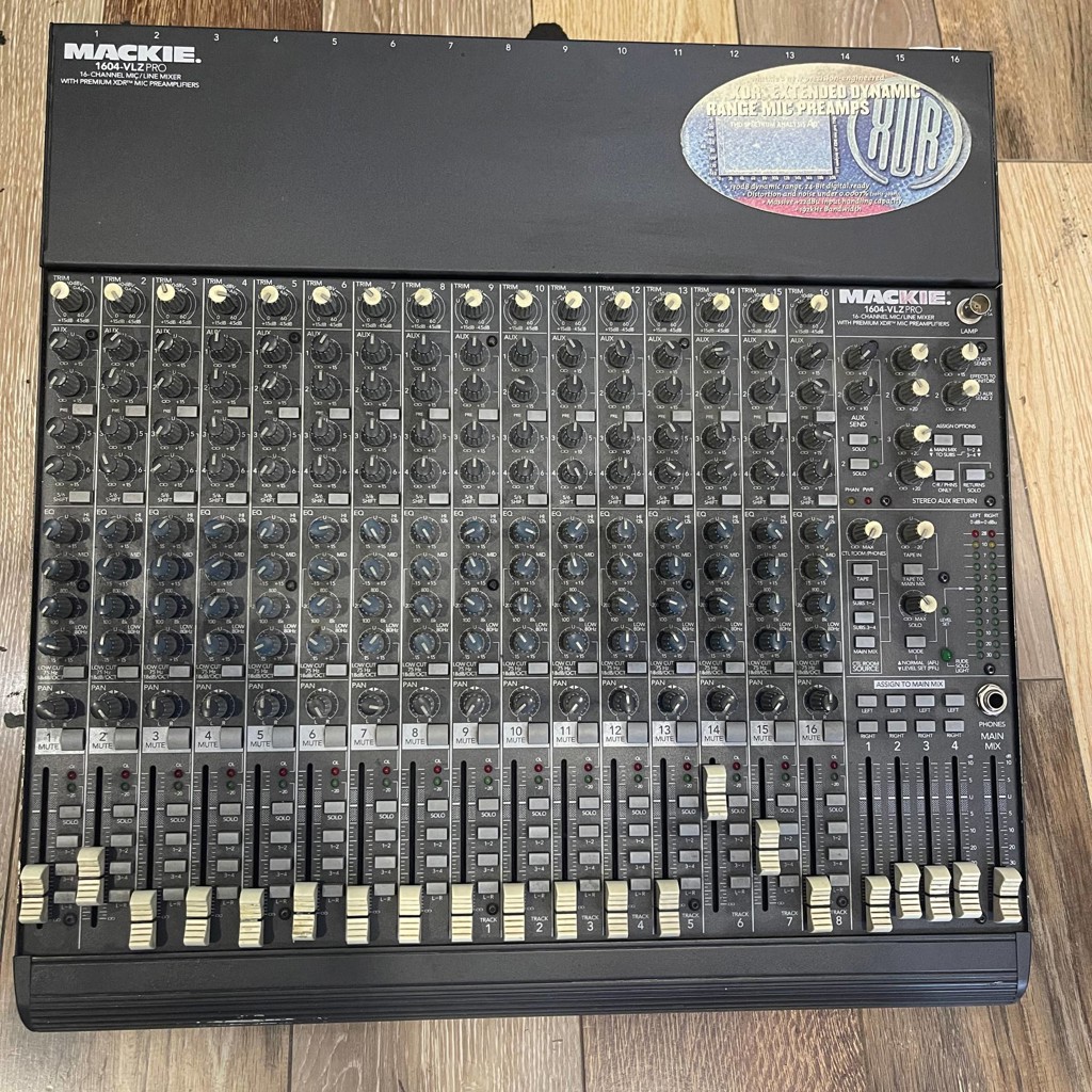 Пульт Mackie 1604-VLZ Pro