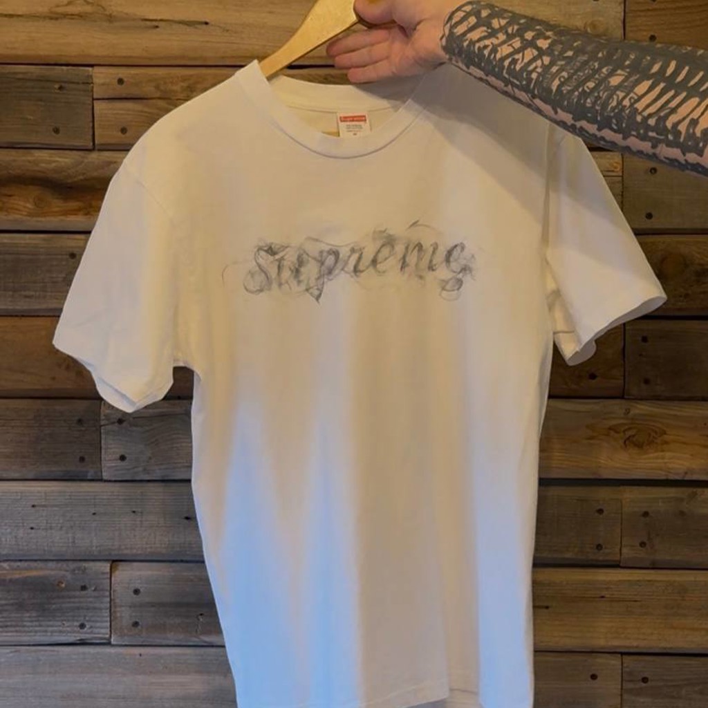 Футболка Supreme