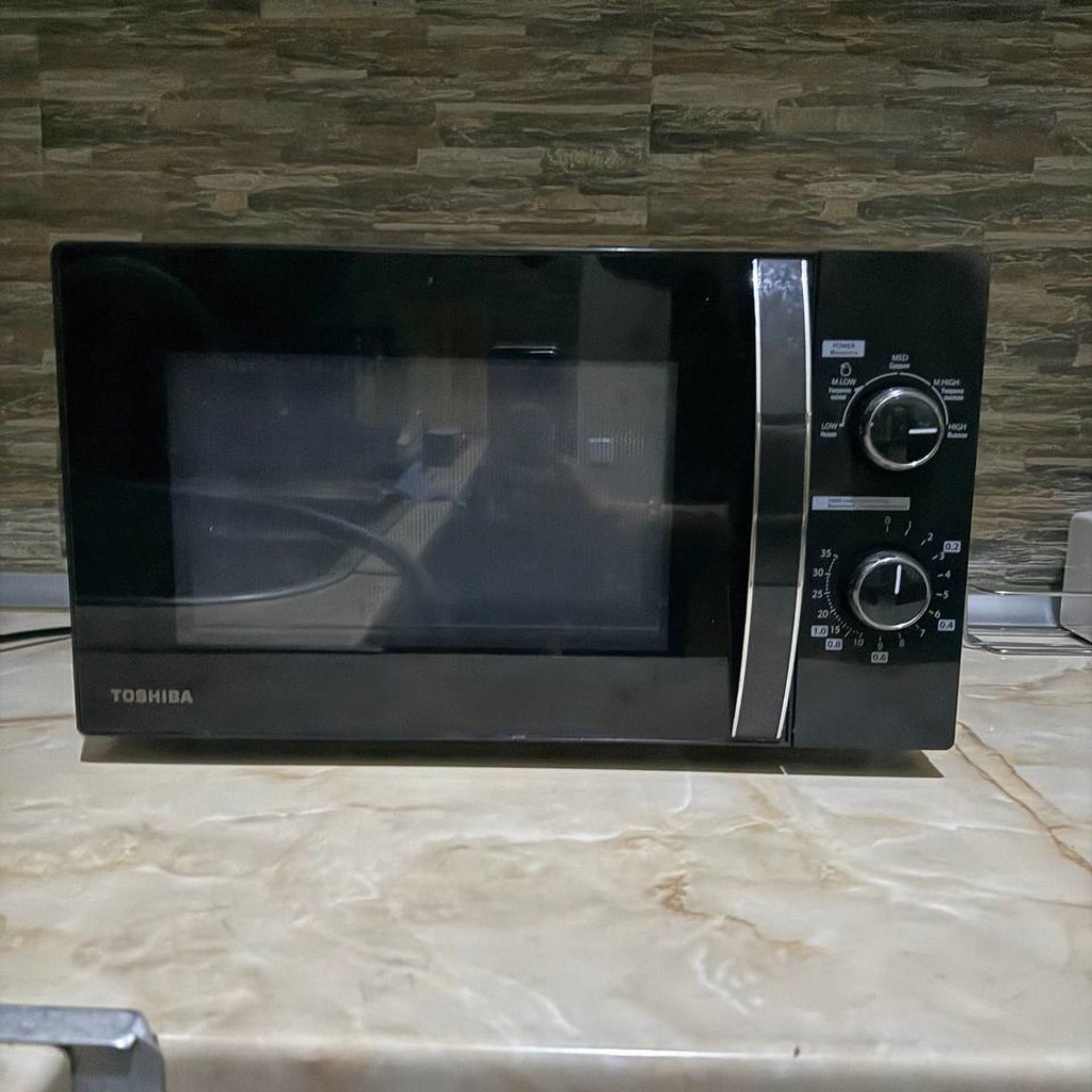 Микроволновка Toshiba