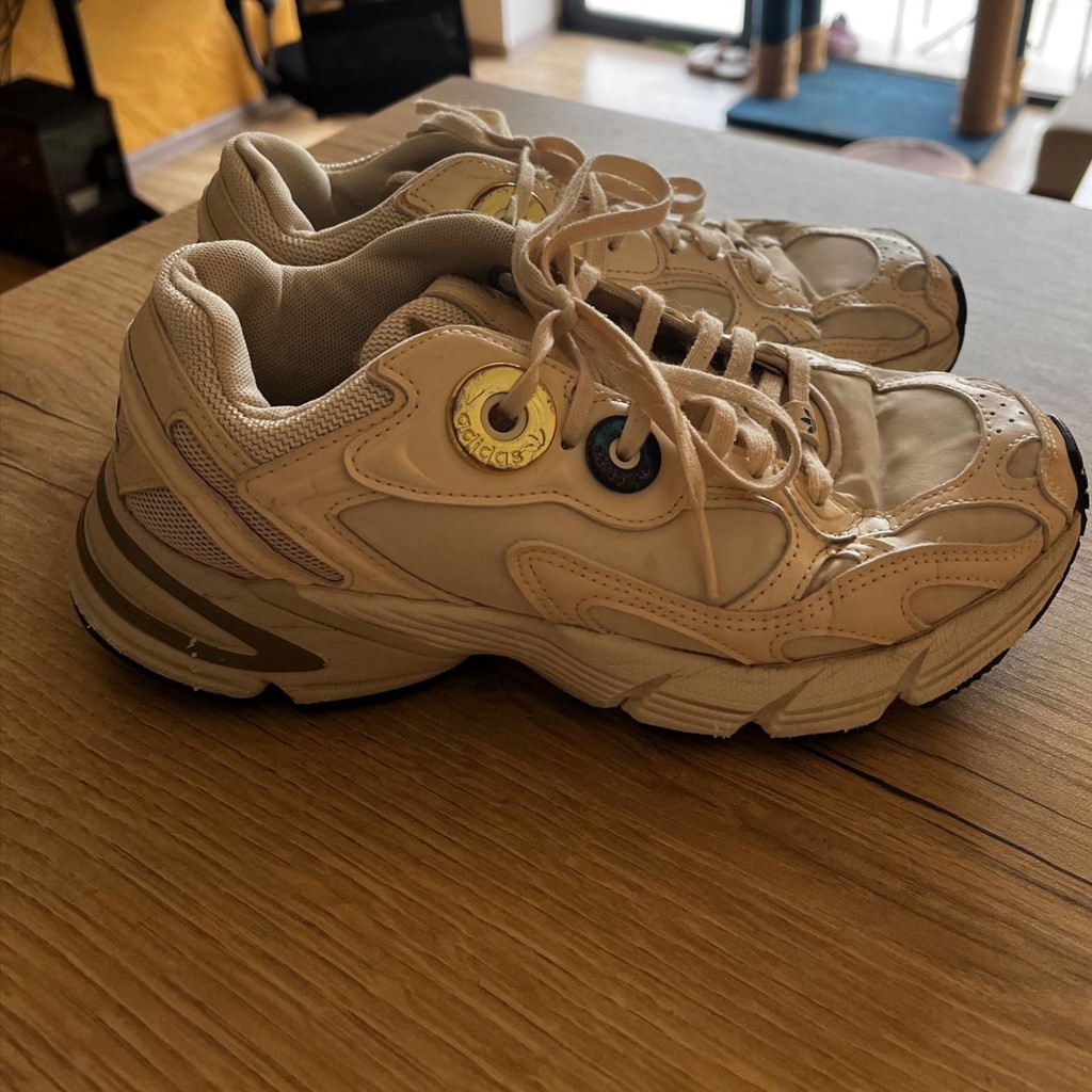 Кроссовки женские Adidas