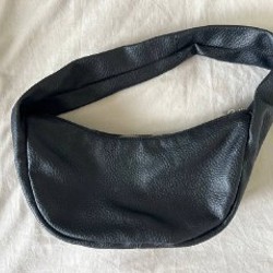 Сумка H&M черная из искусственной кожи - фото 1