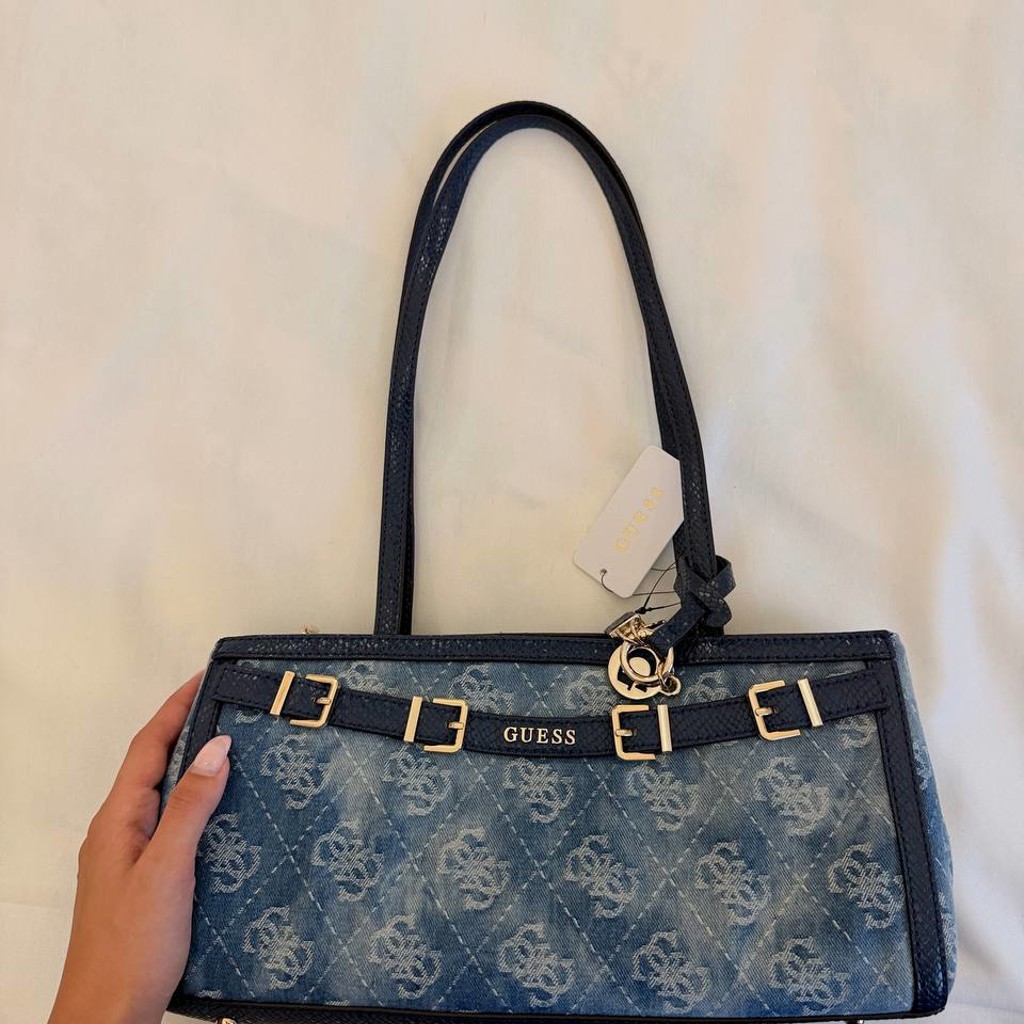 Сумка Guess