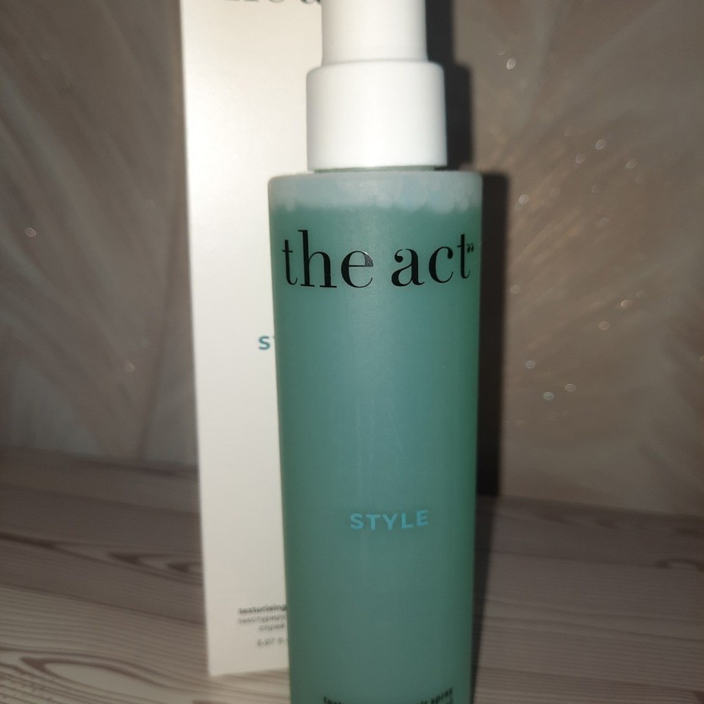 Текстурирующий солевой спрей для волос The Act