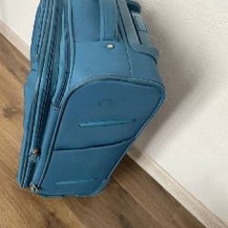 Чемодан из плотной ткани - фото 2