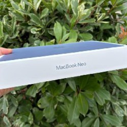 MacBook Neo - фото 2