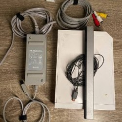 Nintendo Wii 1-я ревизия - фото 2