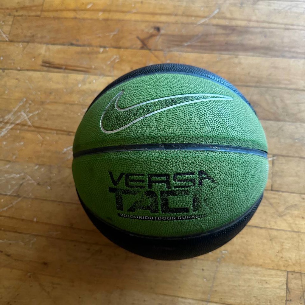 Баскетбольный мяч Nike Versa Tack