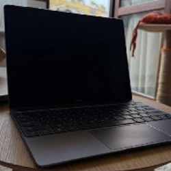 Ноутбук Huawei MateBook X - фото 3