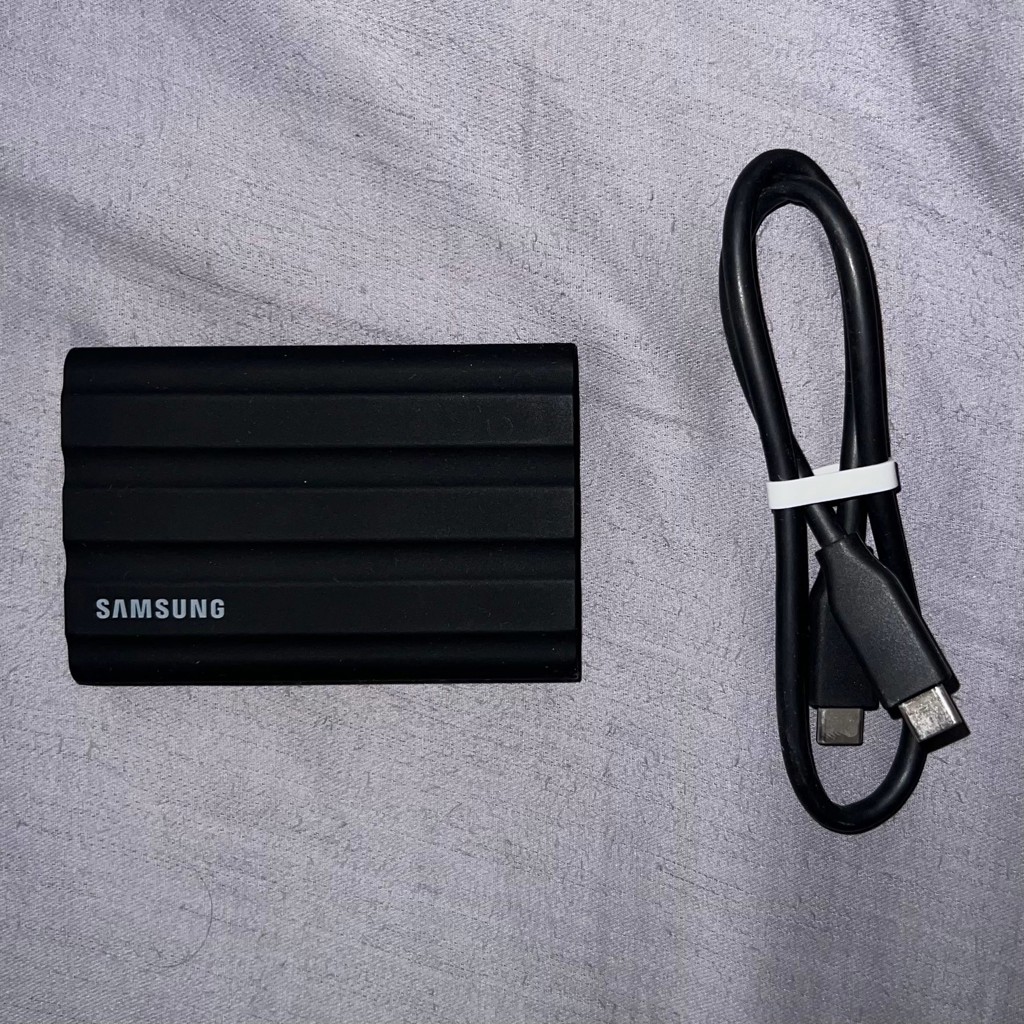 Портативный SSD Samsung T7 Shield 1TB