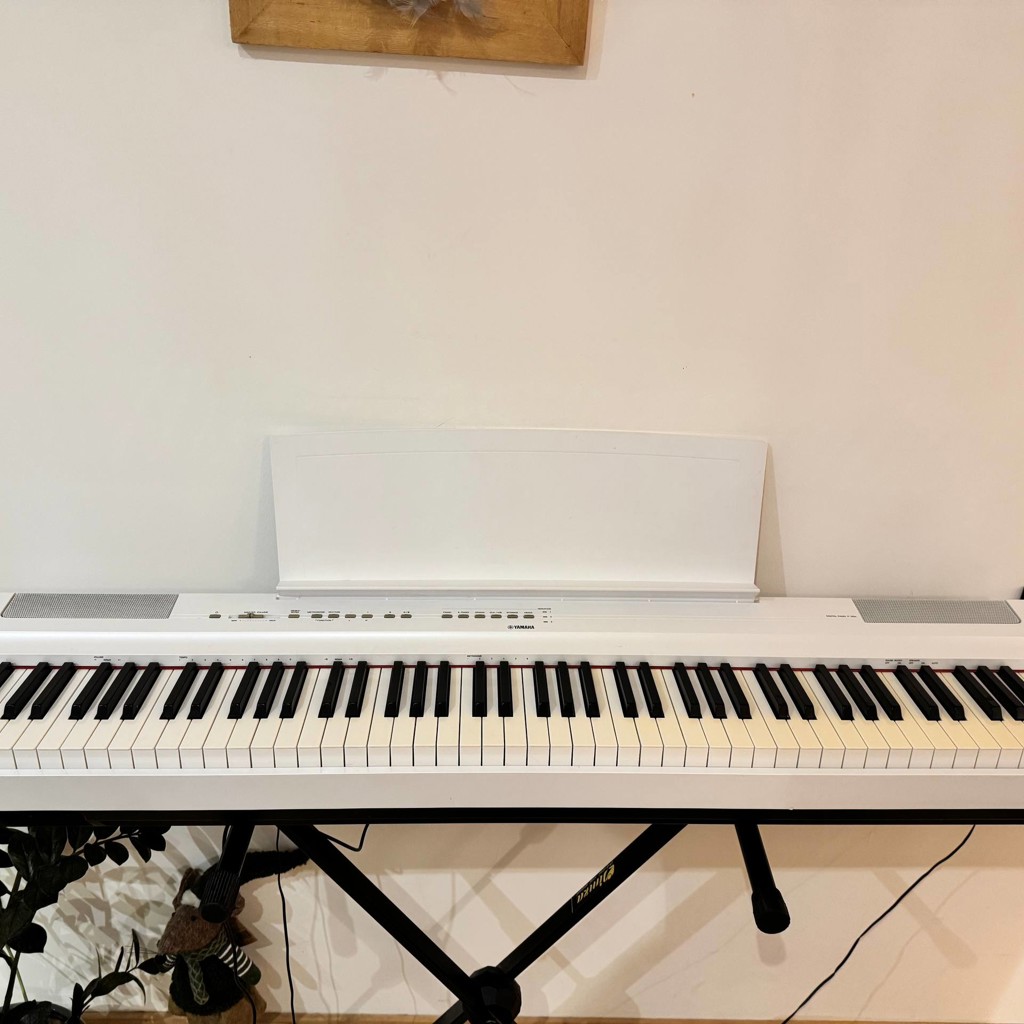 Цифровое пианино Yamaha P-125A