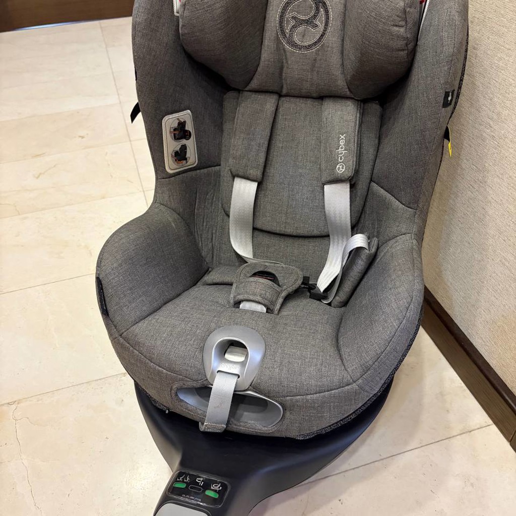 Автокресло Cybex baze Z