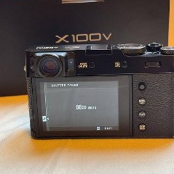 Fujifilm X100V - фото 6
