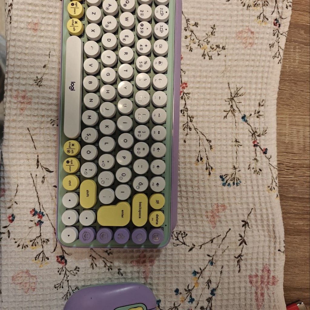 Беспроводная механическая клавиатура Logitech POP Keys