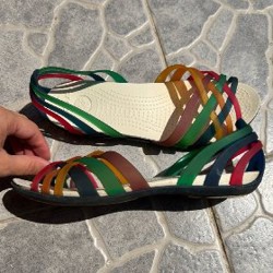 Женские сандалии-балетки Crocs Huarache Flat - фото 2