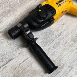 Перфоратор DeWalt DCH133 - фото 2
