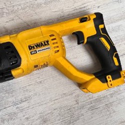 Перфоратор DeWalt DCH133 - фото 3