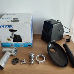 Электрическая мясорубка Vitek VT-3635 - фото 2