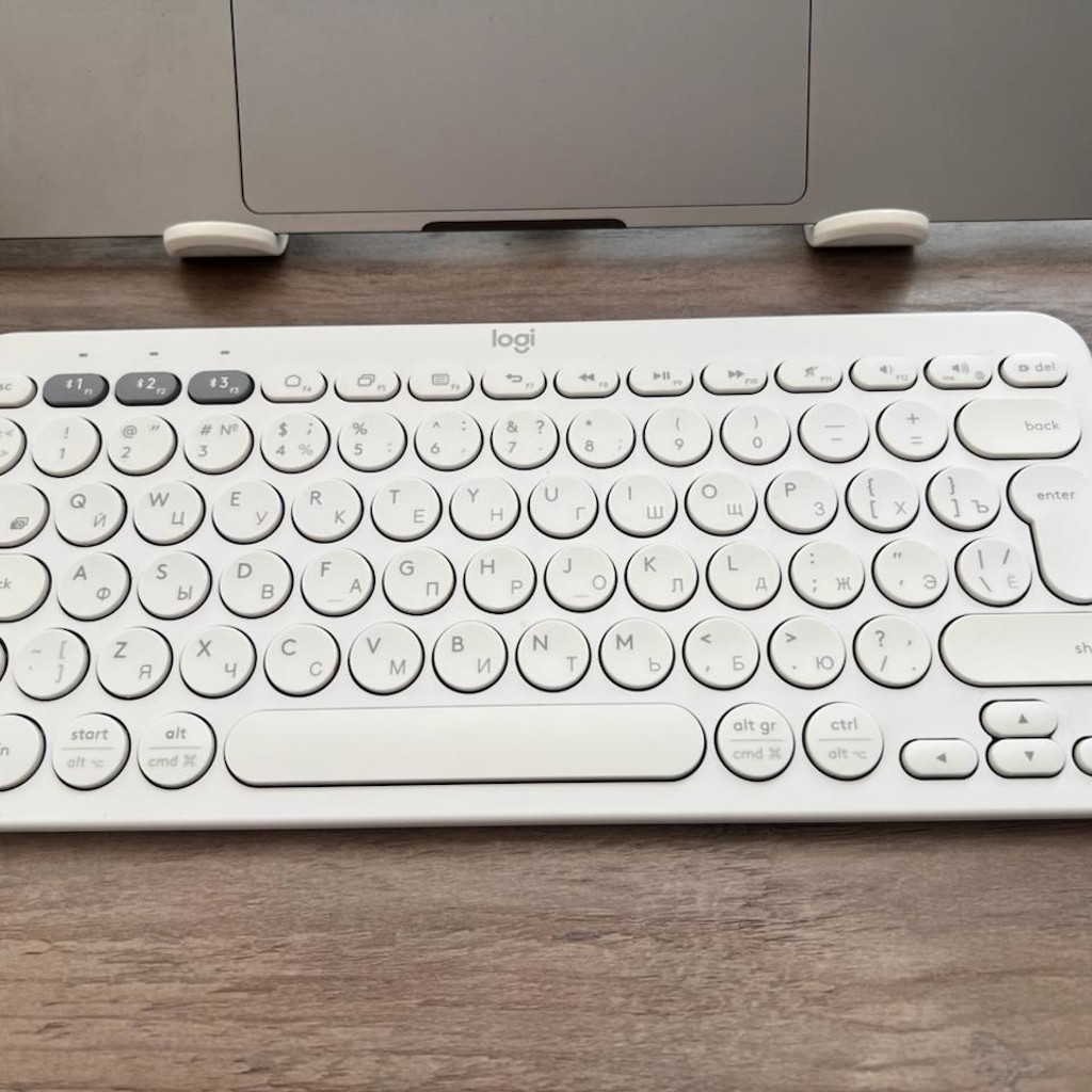 Беспроводная клавиатура Logitech K380