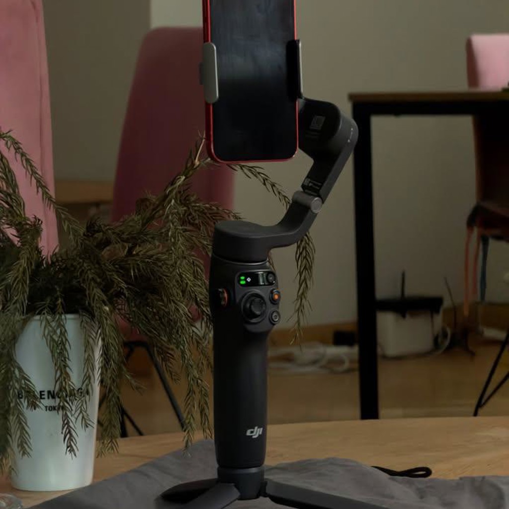 DJI Osmo Mobile 6