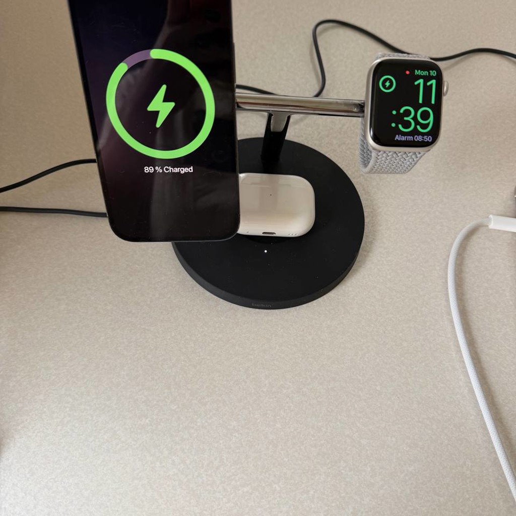 Беспроводная зарядка Belkin 3-in-1