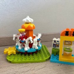 Lego Duplo поезд и парк аттракционов - фото 2